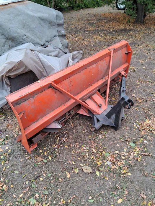 Снежный отвал для минитрактора