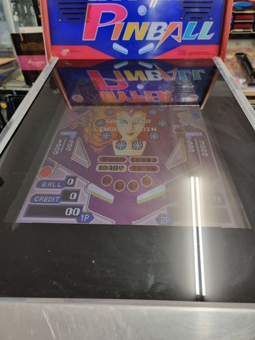 Maquina pinball usada