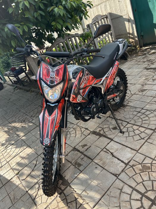 Продам Geon X-Road 250 практически новый