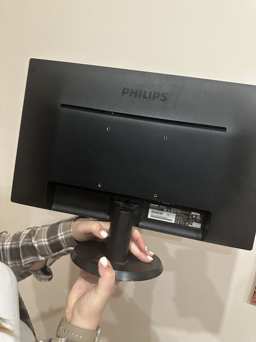 СРОЧНО Продам монитор Philips
