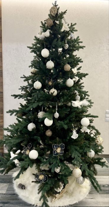 Новорічна ялинка 2,5