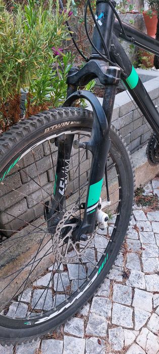 Bicicleta Rockrider700 roda 24
