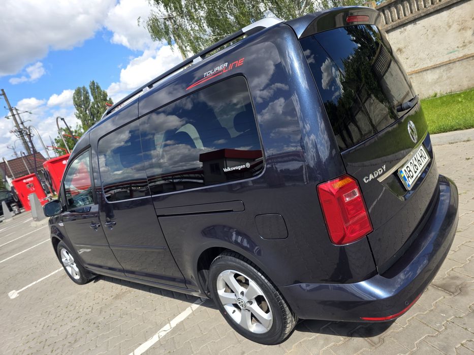 Volkswagen Caddy 2015 року • 2.0 TDI 110 кВт / 150 к.с. • DSG • Long • 7 місць