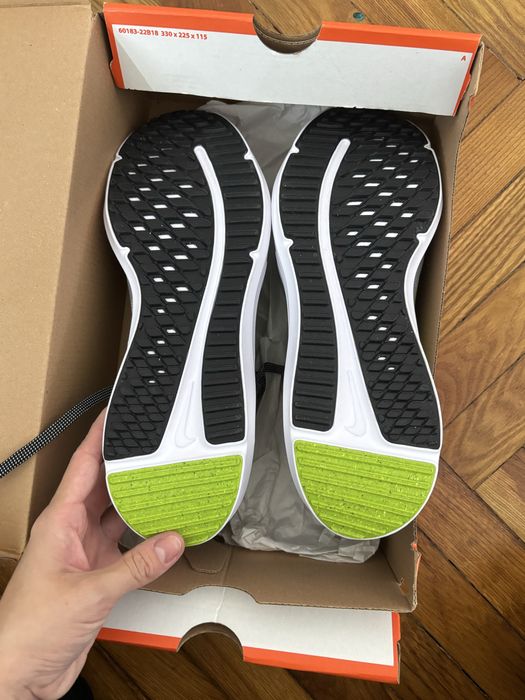 чоловічі бігові кросівки Nike Downshifter 12 DD9293 005