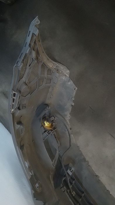 " Golf V Plus zderzak przedni LA7T