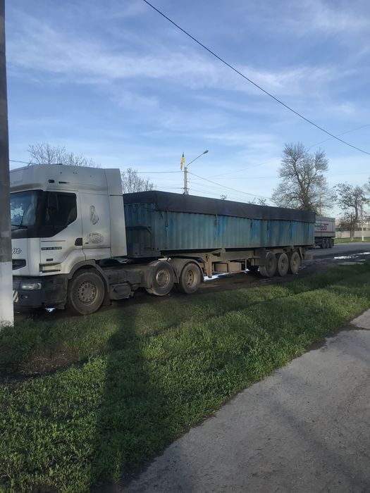 Рено премиум (2005 рік 420dci  (6*2)