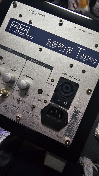 Subwoofer REL Tzero