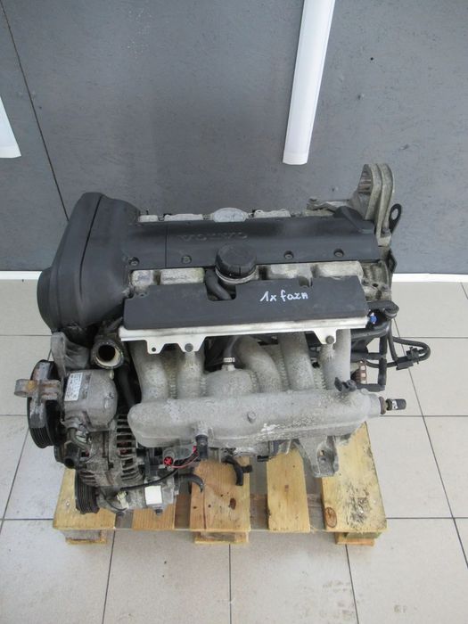 Silnik kompletny Volvo V70 XC70 S60 b5244t 2.4t