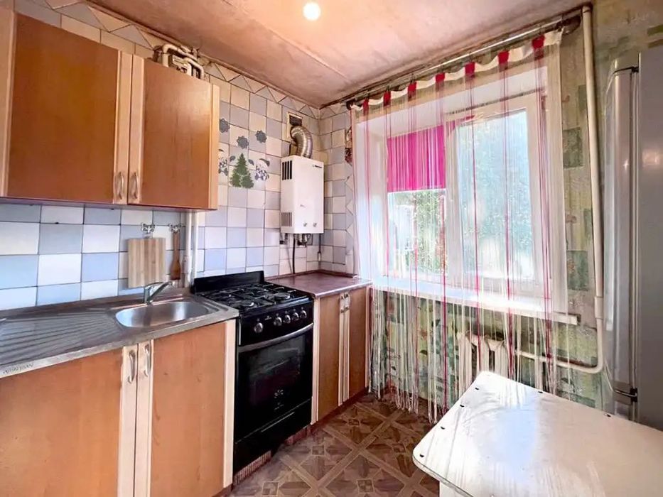 Продаж 2 кімнатної квартири Робоча
