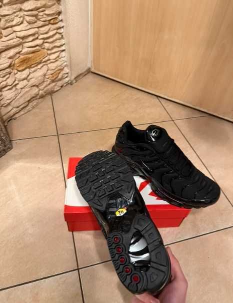 "Buty męskie Trampki"Nike_Air_Max_TN_Plus_Black R.40