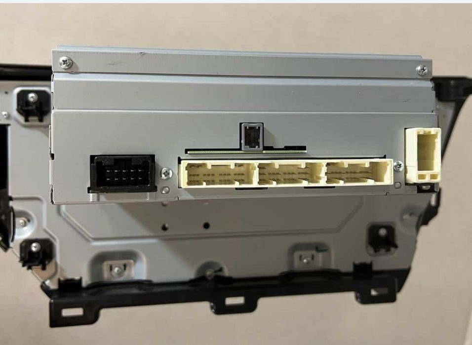 Магнітола , монітор на Camry 70  тойота камрі ,Toyota Camry