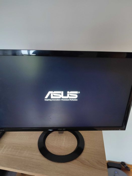 Monitor ASUS