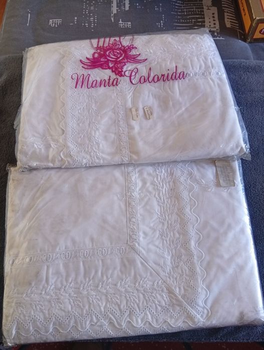 Capas de edredão Bordadas, de casal (1,60x2,00)