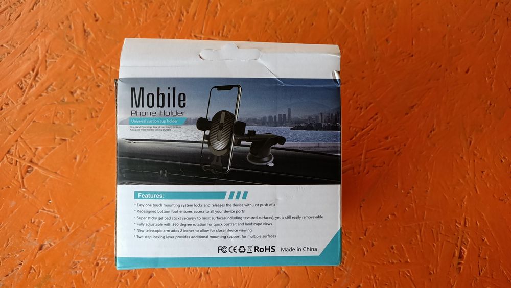 Uchwyt samochodowy na telefon