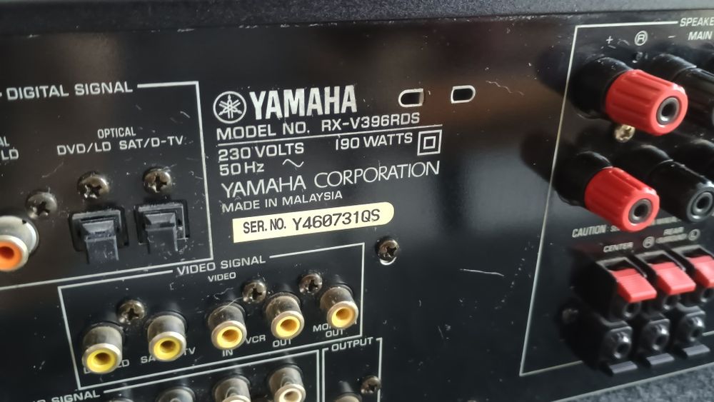YAMAHA - Amplituner - odtwarzacz CD