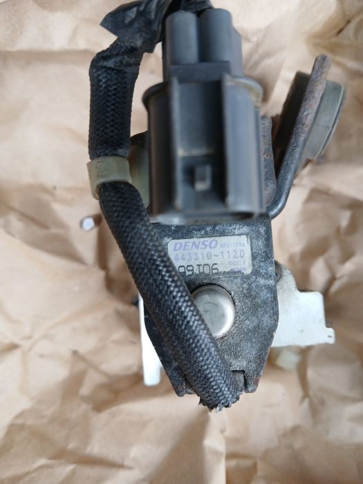 Клапан кондеціонера до Хонди Срв 2007!!