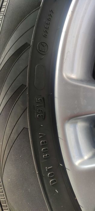 Felgi Volvo XC60 V70 S60 V90 XC70 "R18"
