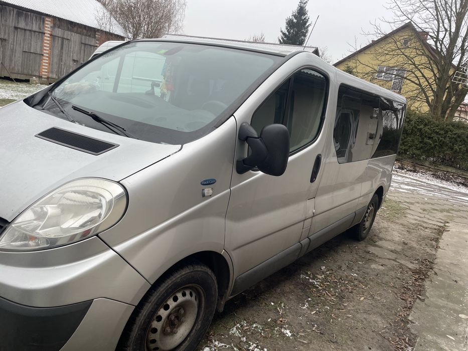 Renault trafic  long