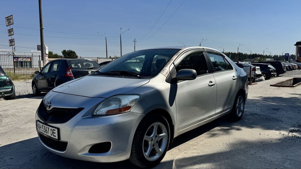 Toyota yaris 1.5 газ бенз АВТОМАТ