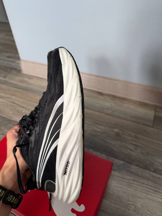 Puma Velocity 4 кросівки спортивні жіночі