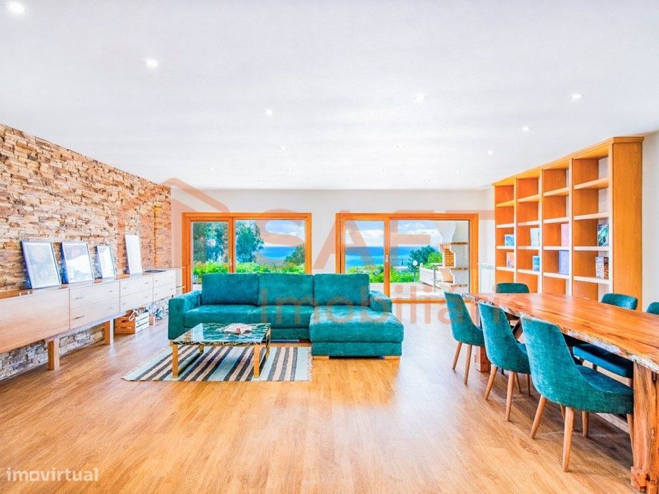 Luxuosa moradia em condominio privado com vista mar