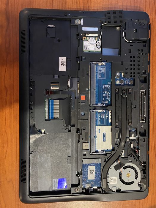 Laptop Dell Latitude e7240 - uszkodzony