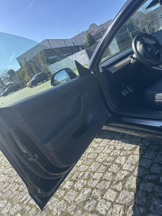 Tesla model 3 dual motor