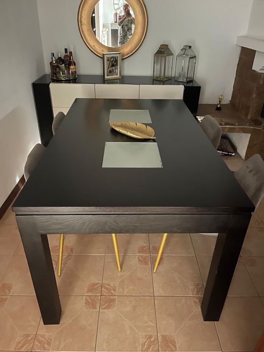 Mesa preta extensivel