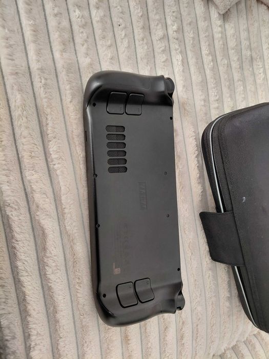 Консоль Valve Steam Deck OLED 1TB Black як новий