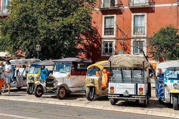 Passeio Turístico Tuk Tuk & Tours Privados em Lisboa