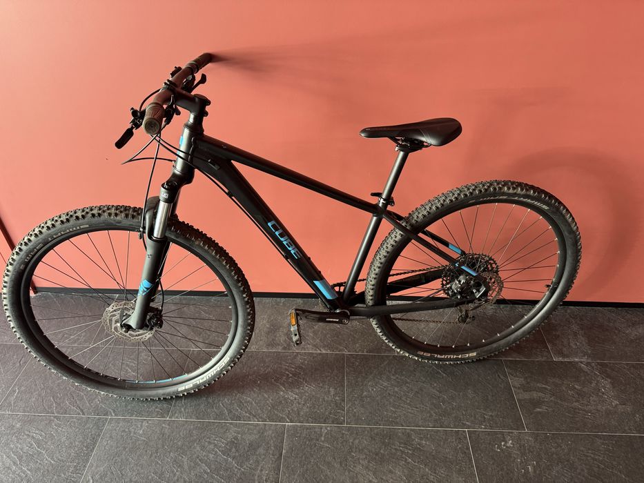 Bicicleta Cube Analog