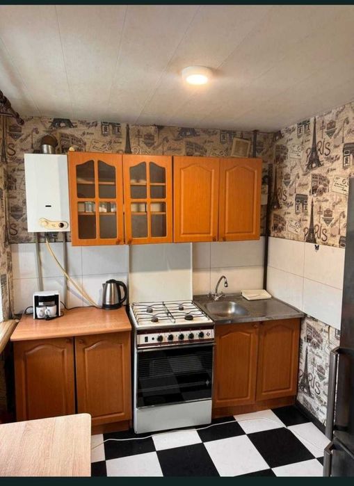 Продам 2к квартиру по пр. Богдана Хмельницкого 45