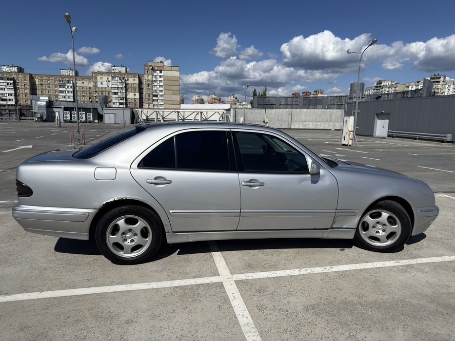 Mercedes-Benz E280 2000 w210