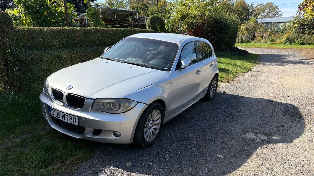 BMW e87 118i 2009r