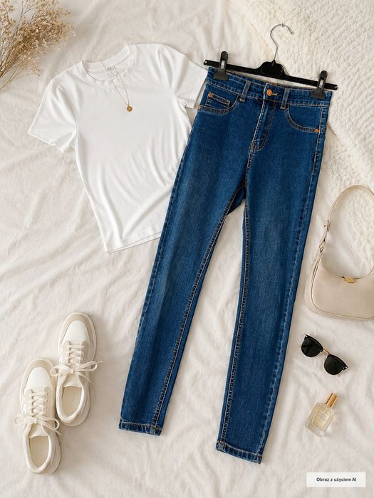 Jeansy rurki niebieskie dopasowane denim core S