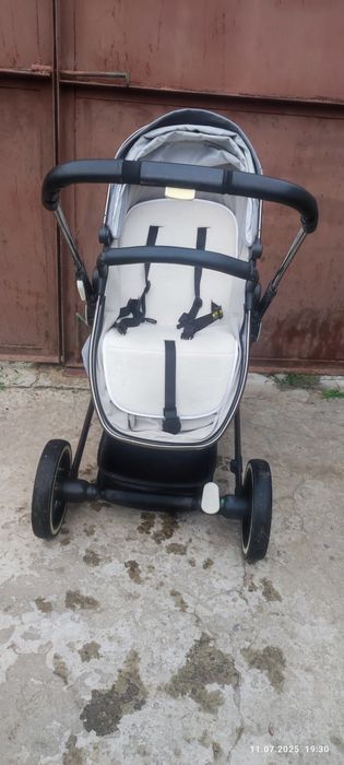 Продам коляску  по всем вопросам звоните