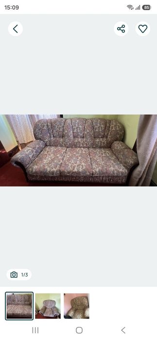 Cama de ferro e peças de casa antigas