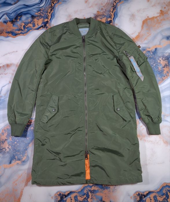 Куртка Alpha Industries MA-1 W длинная женская демисезон