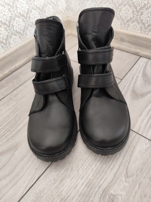 Продам укорочені черевички