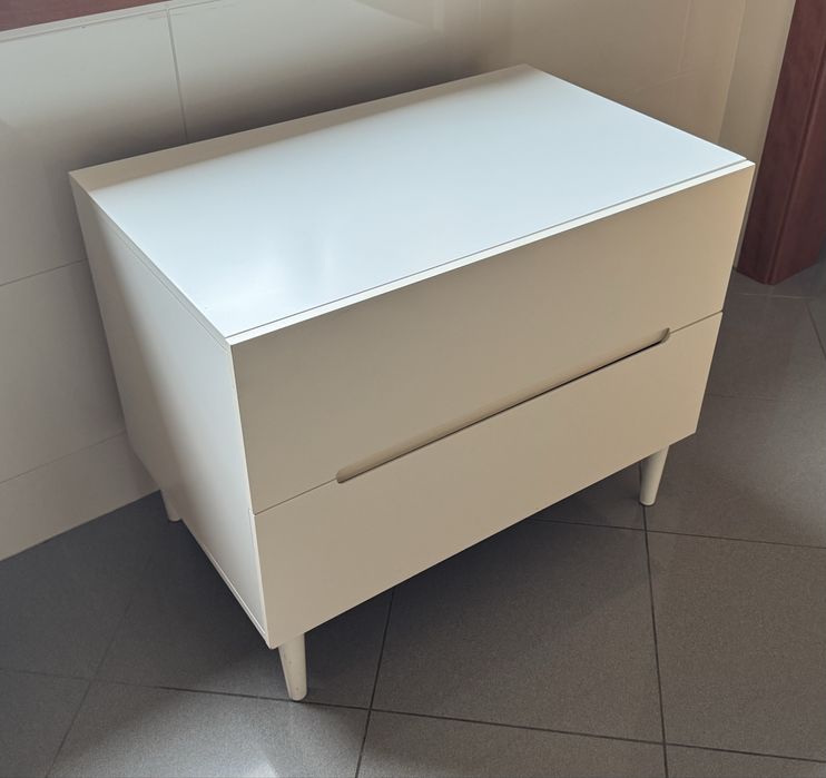 Cómoda branca com 2 gavetas, IKEA