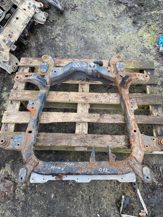 Wózek Sanki Przód Opel Zafira B 1.9 Cdti