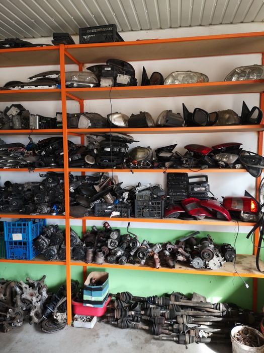 Крайслер Вояджер Додж 1996-2008 Запчасти шрот