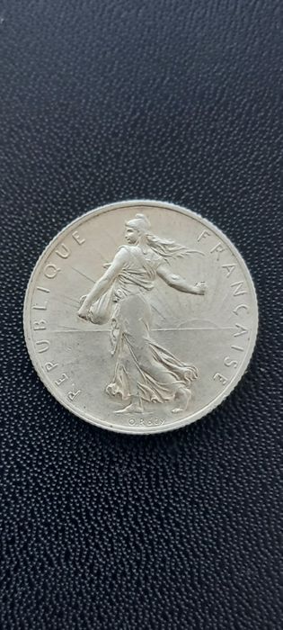 Срібні монети Франції  50с,1ф,2ф