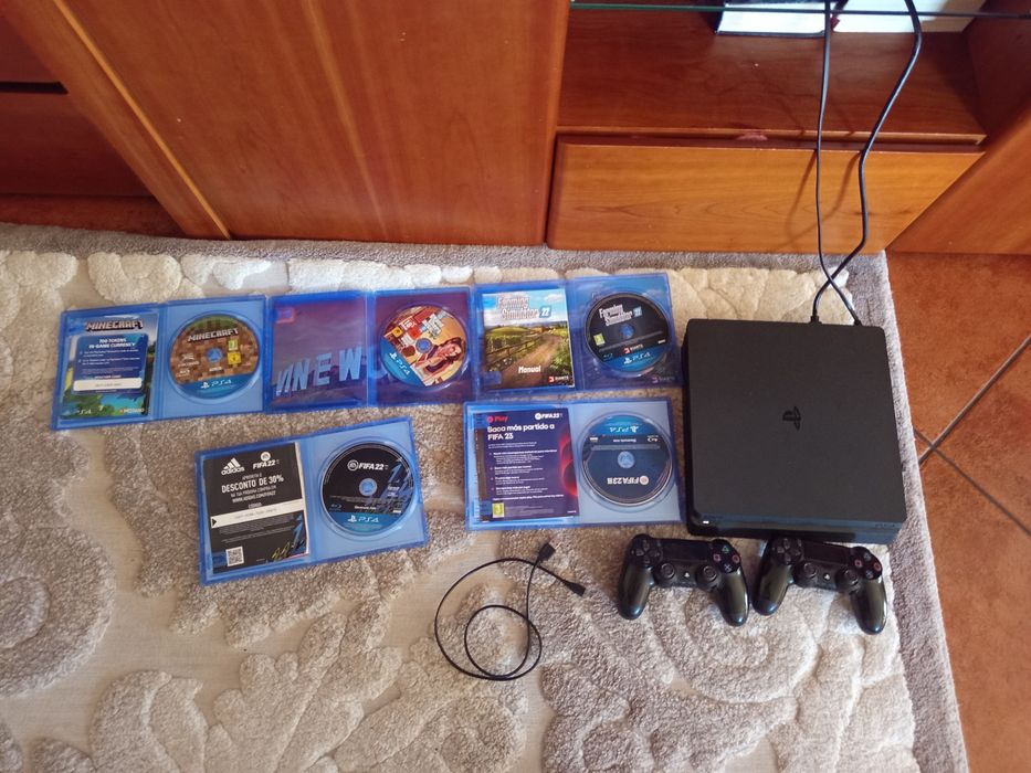 PlayStation 4 como nova
