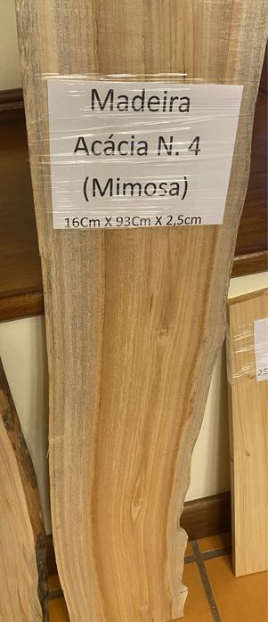 Tabuas de Madeira (Cedro e Carvalho)