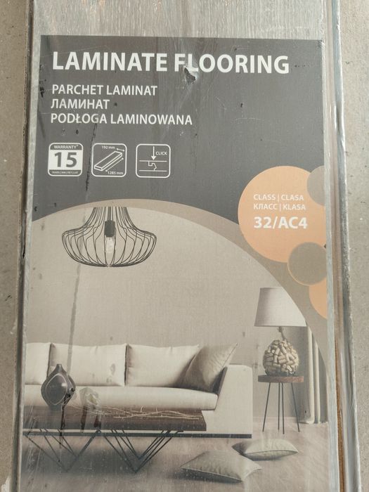 Panele podłogowe laminowane 65zł za 1 opakowanie