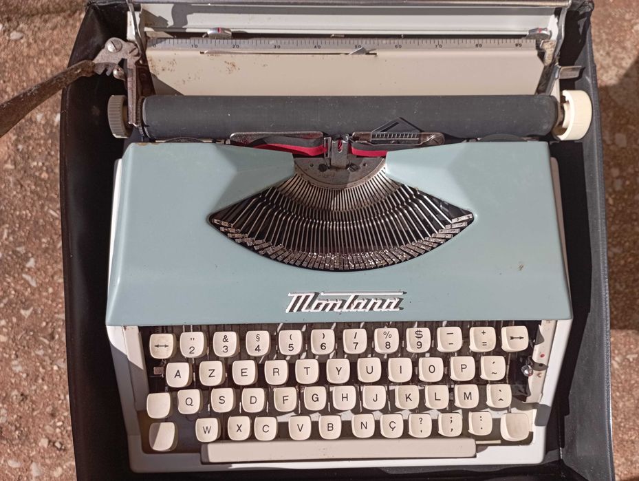 Máquina escrever antiga
