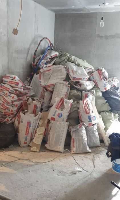 Вывоз строительного мусора, хлама, мебели, веток, листьев, диванов