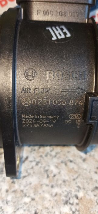 Расходомер воздуха Bosch 0281006874  новый на  автомобили SsangYong