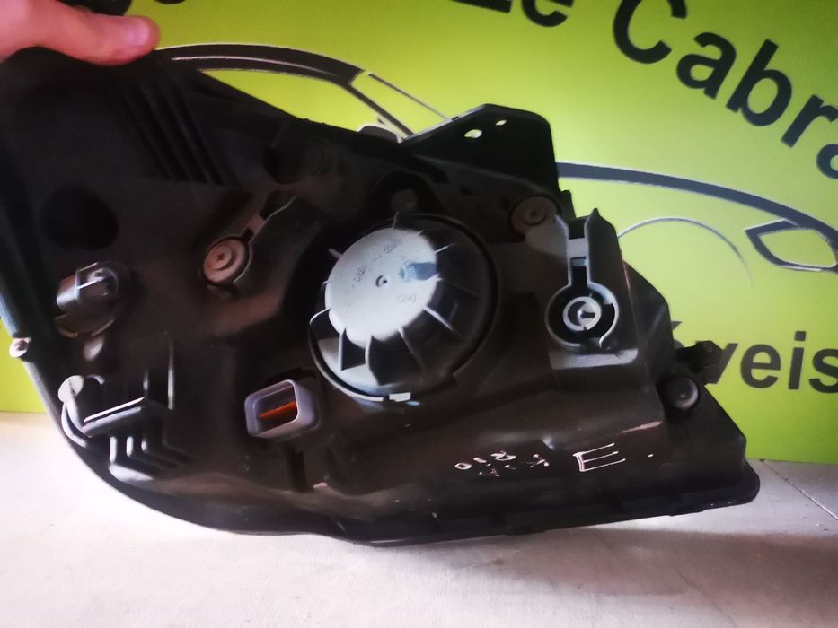 KIA RIO FAROL ESQUERDO - FF481